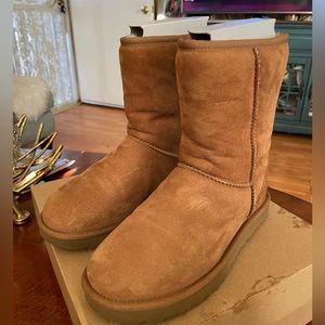 UGG Women Classic Short Boot